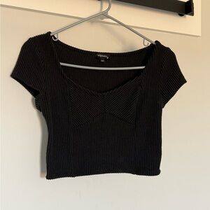Black Ribbed Women's Cropped Top
